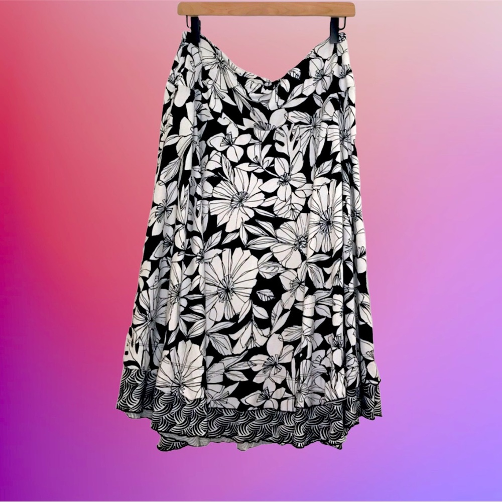 Vintage Cynthia Max 80s 90s black and white floral twirly maxi skirt L large VTG